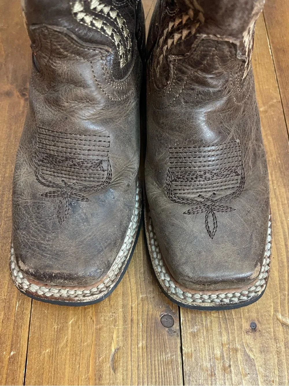 Hometown boots kids size 10 square toe leather cowboy boots